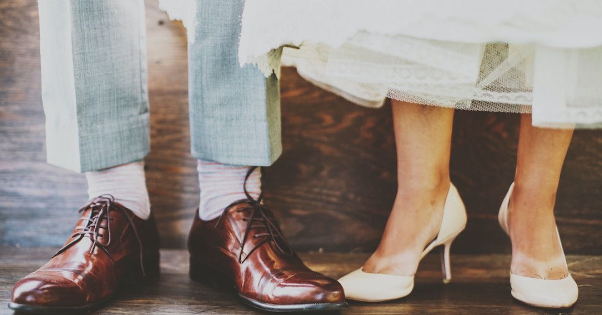 Health and safety precautions for wedding events explained visually.