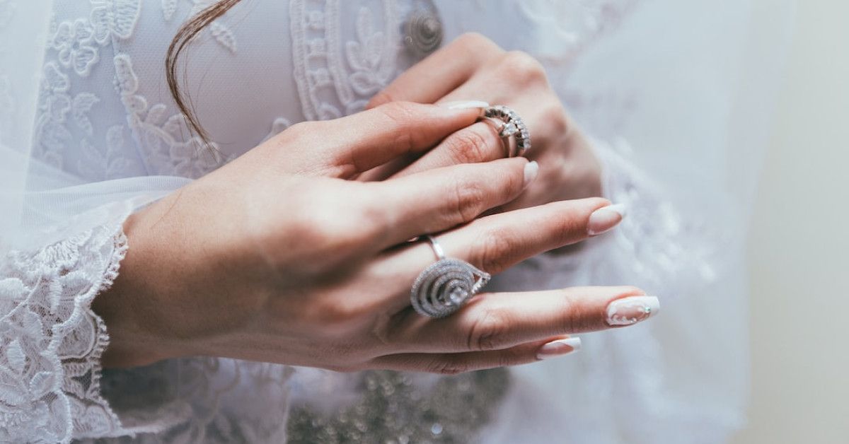 Fascinating wedding traditions from around the world.
